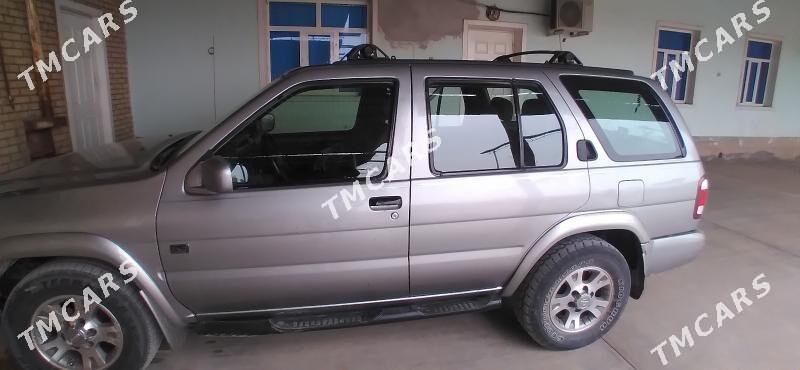 Nissan Pathfinder 2000 - 70 000 TMT - Халач - img 2