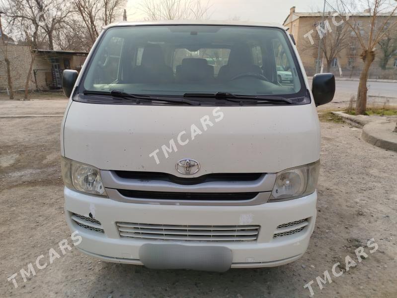 Toyota Hiace 2007 - 230 000 TMT - Мары - img 3