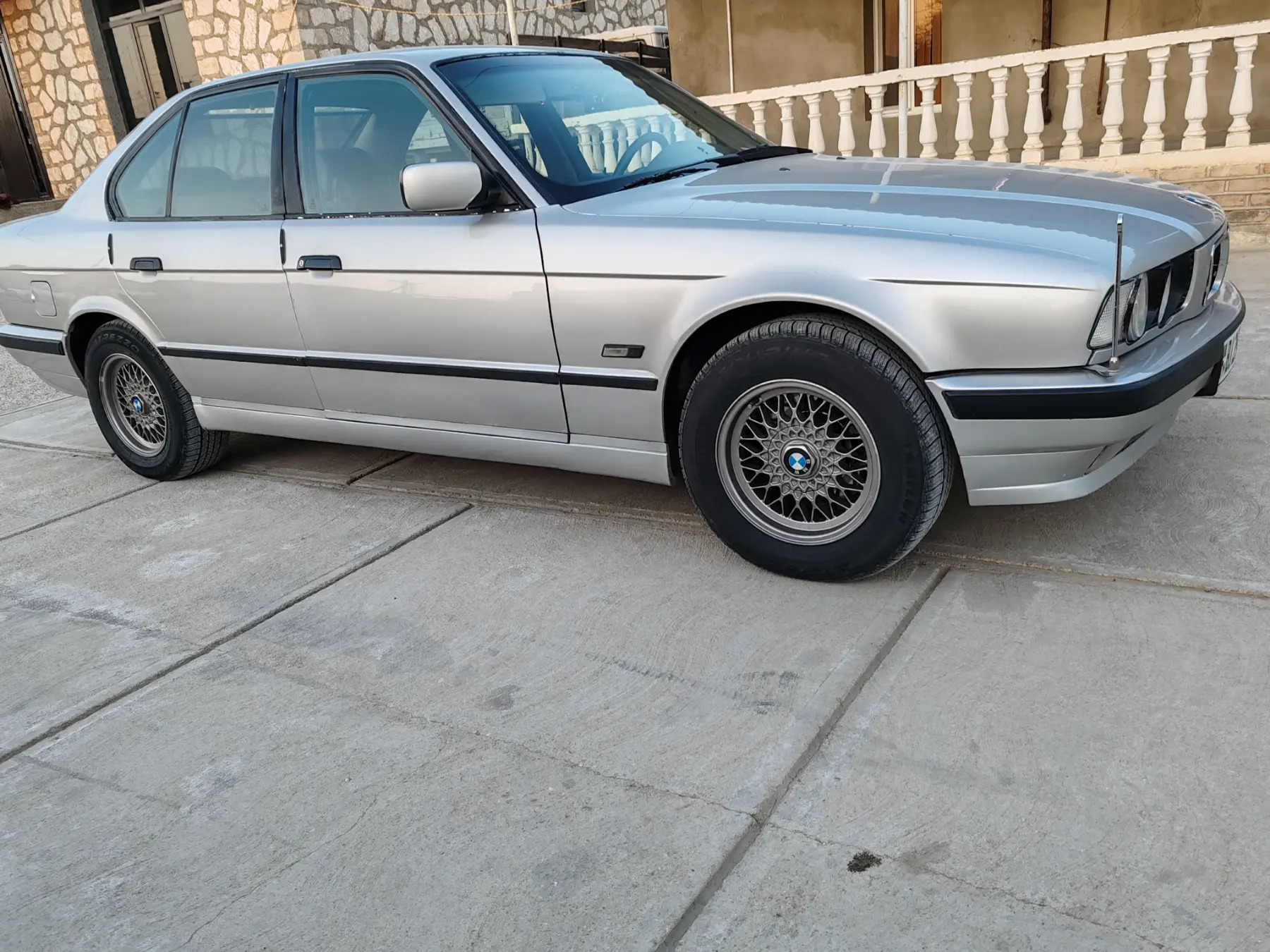 BMW 528 1994 - 70 000 TMT - Балканабат - img 2