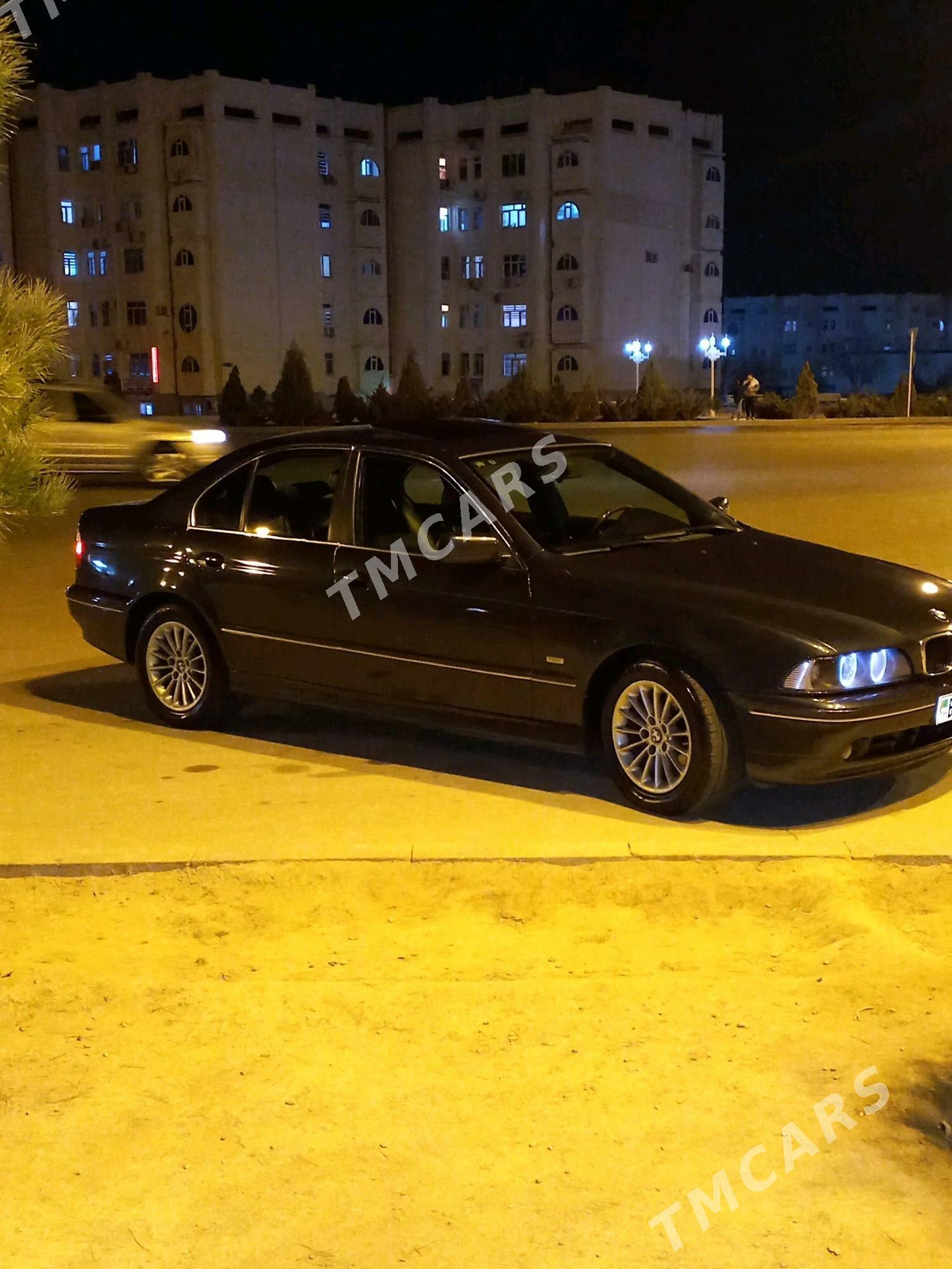 BMW E39 2002 - 110 000 TMT - Balkanabat - img 3