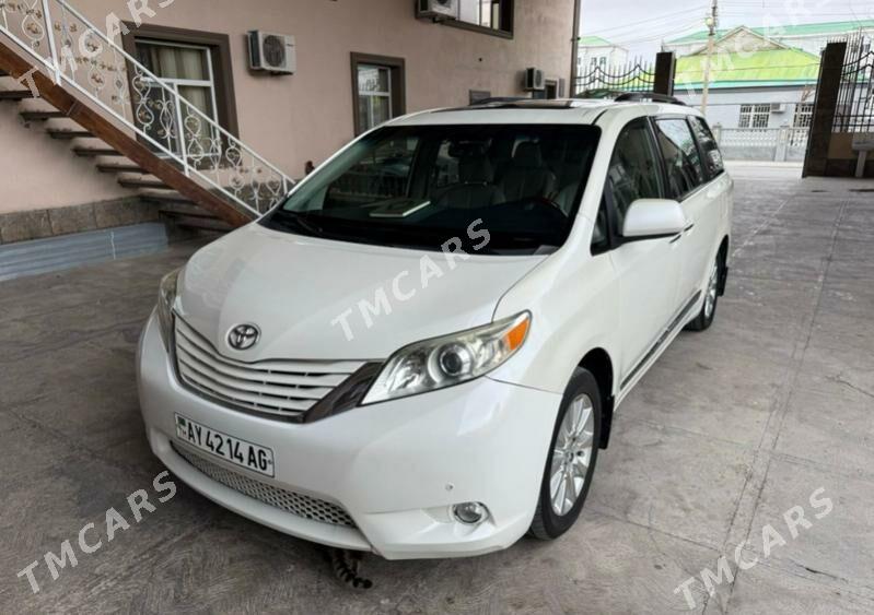 Toyota Sienna 2011 - 265 000 TMT - Aşgabat - img 5