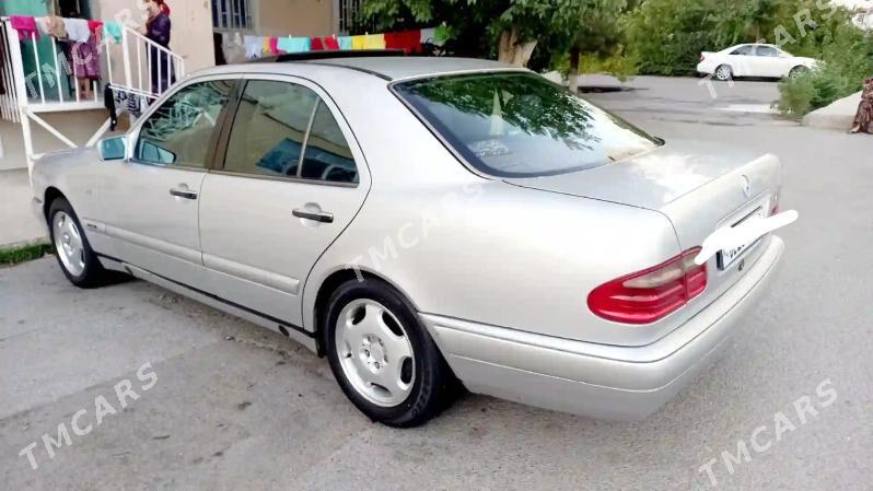 Mercedes-Benz E-Class 1996 - 52 000 TMT - Aşgabat - img 3