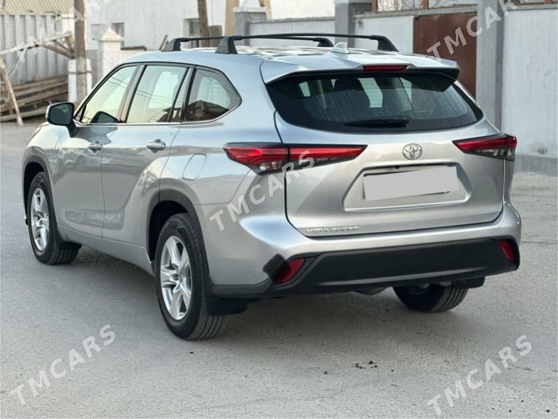 Toyota Highlander 2021 - 470 000 TMT - Балканабат - img 4