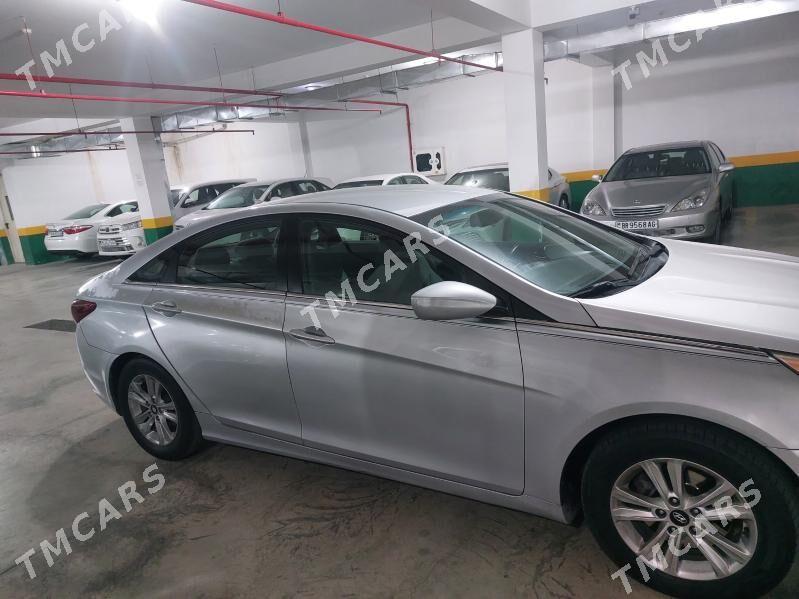 Hyundai Sonata 2012 - 145 000 TMT - Ашхабад - img 4