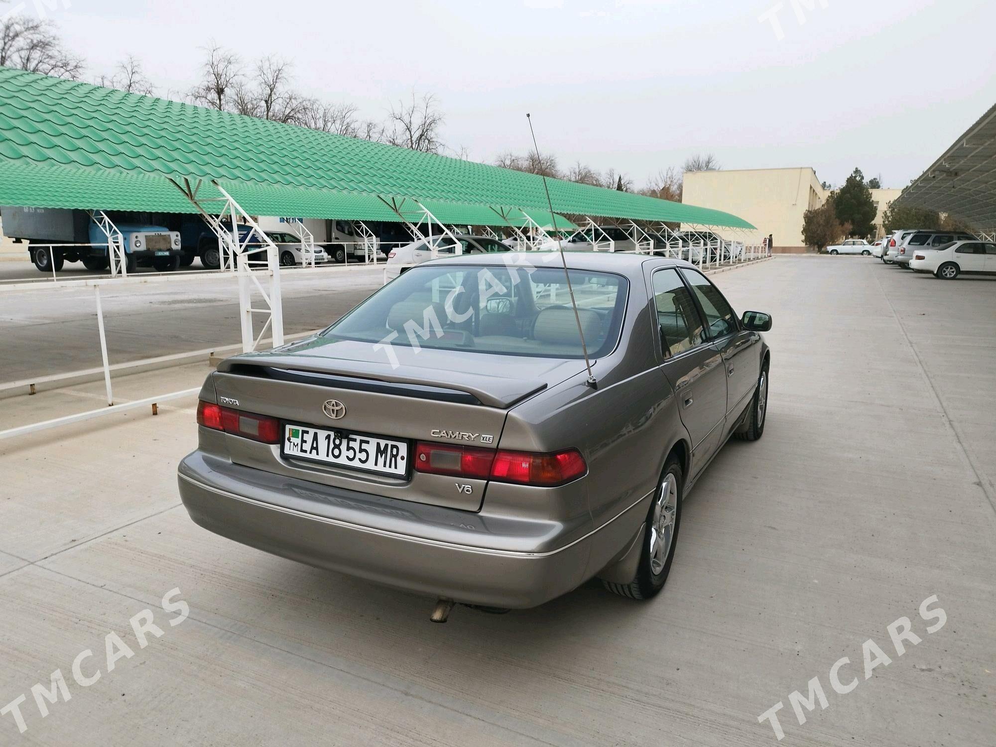 Toyota Camry 1997 - 128 000 TMT - Байрамали - img 5