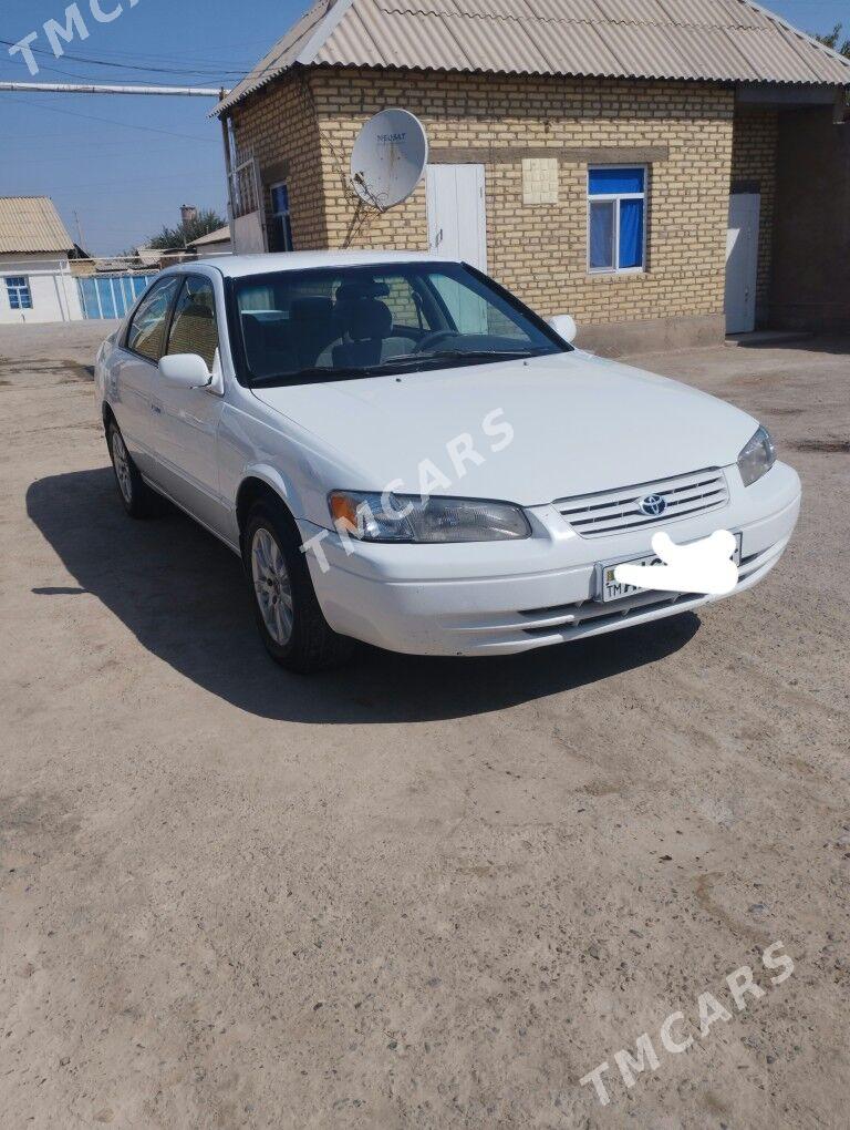 Toyota Camry 1997 - 115 000 TMT - Теджен - img 3