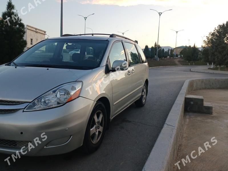 Toyota Sienna 2007 - 180 000 TMT - Aşgabat - img 2