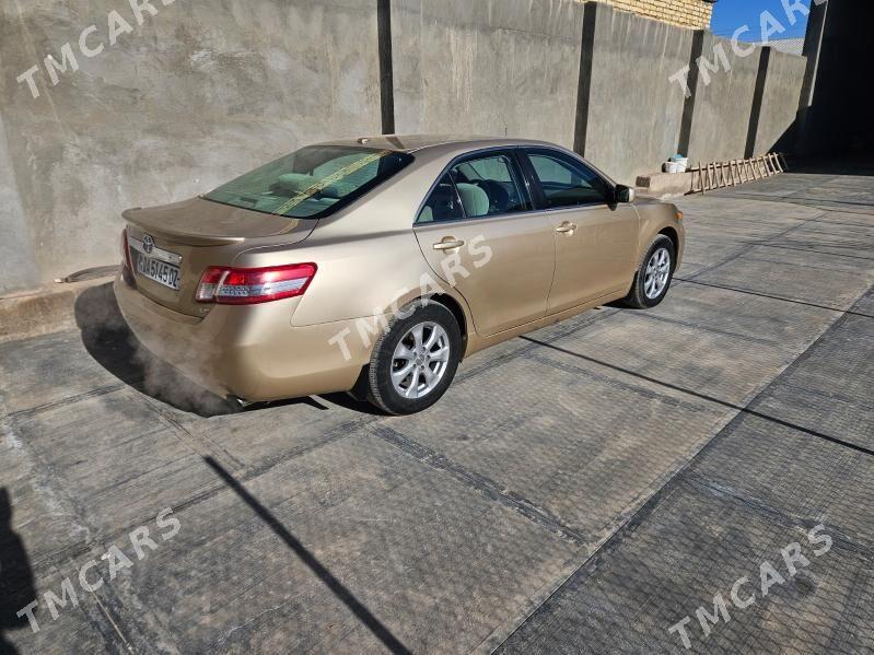 Toyota Camry 2010 - 180 000 TMT - Кёнеургенч - img 6