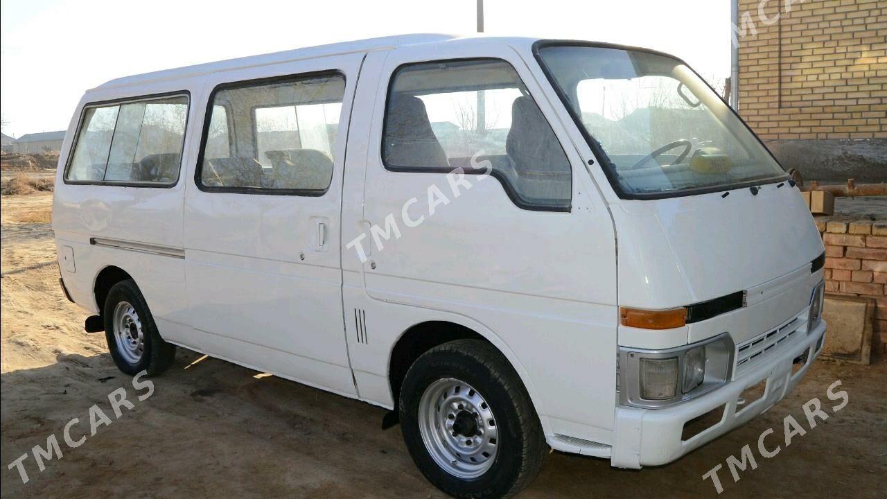 Toyota Hiace 1986 - 30 000 TMT - Байрамали - img 2