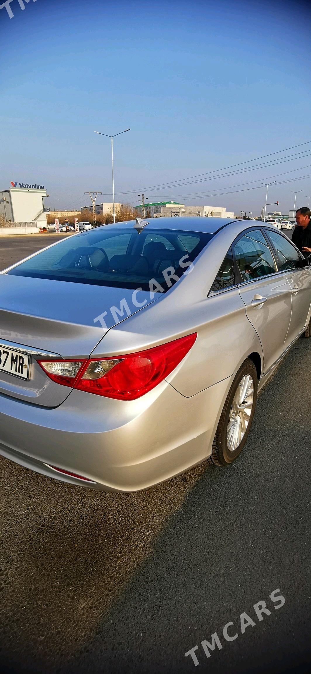 Hyundai Sonata 2011 - 150 000 TMT - Мары - img 6