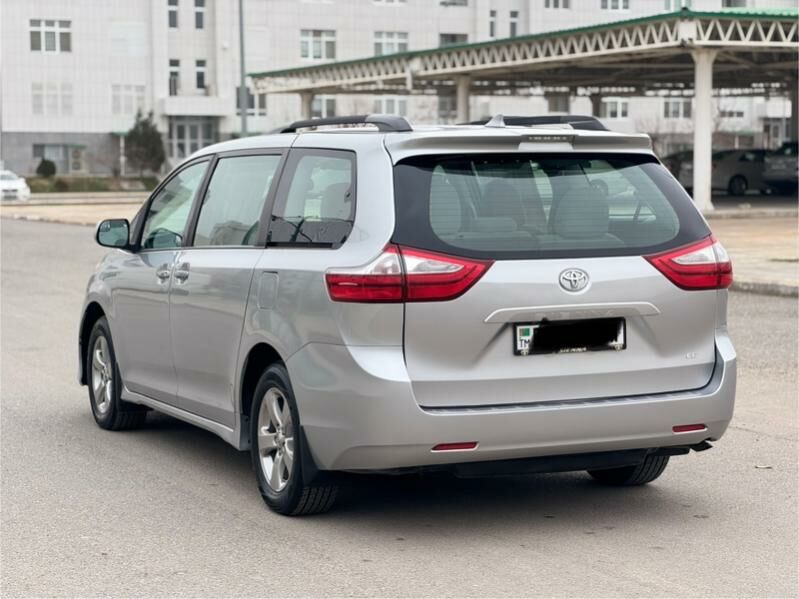 Toyota Sienna 2018 - 317 000 TMT - Ашхабад - img 4