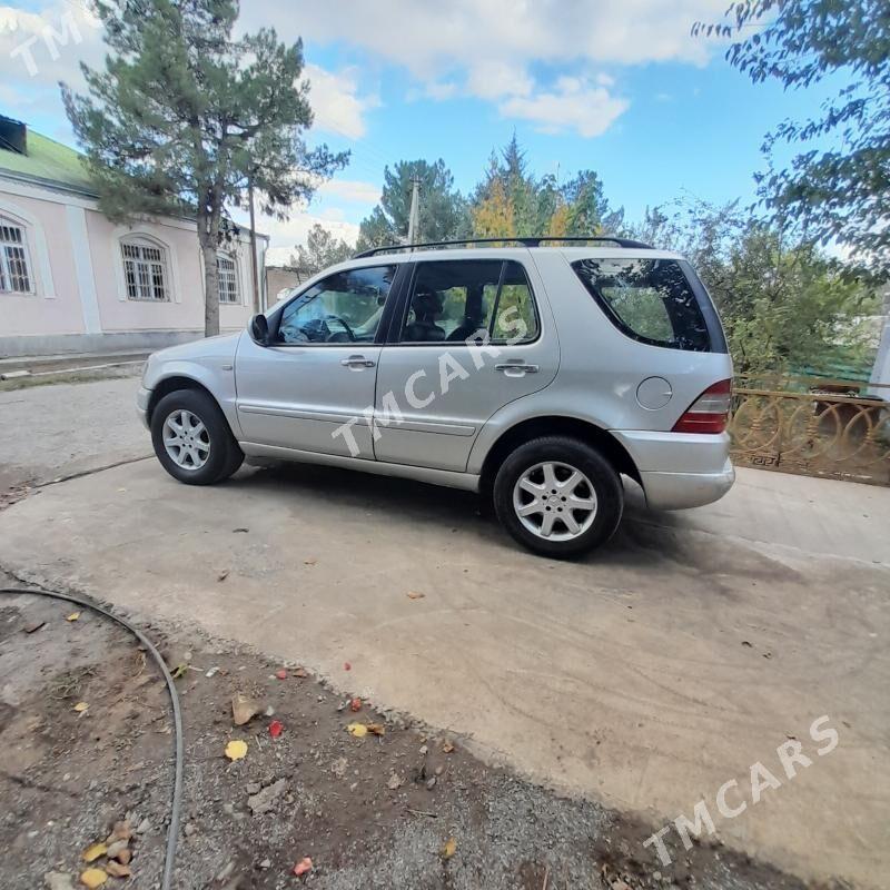 Mercedes-Benz C350 2001 - 120 000 TMT - Aşgabat - img 2