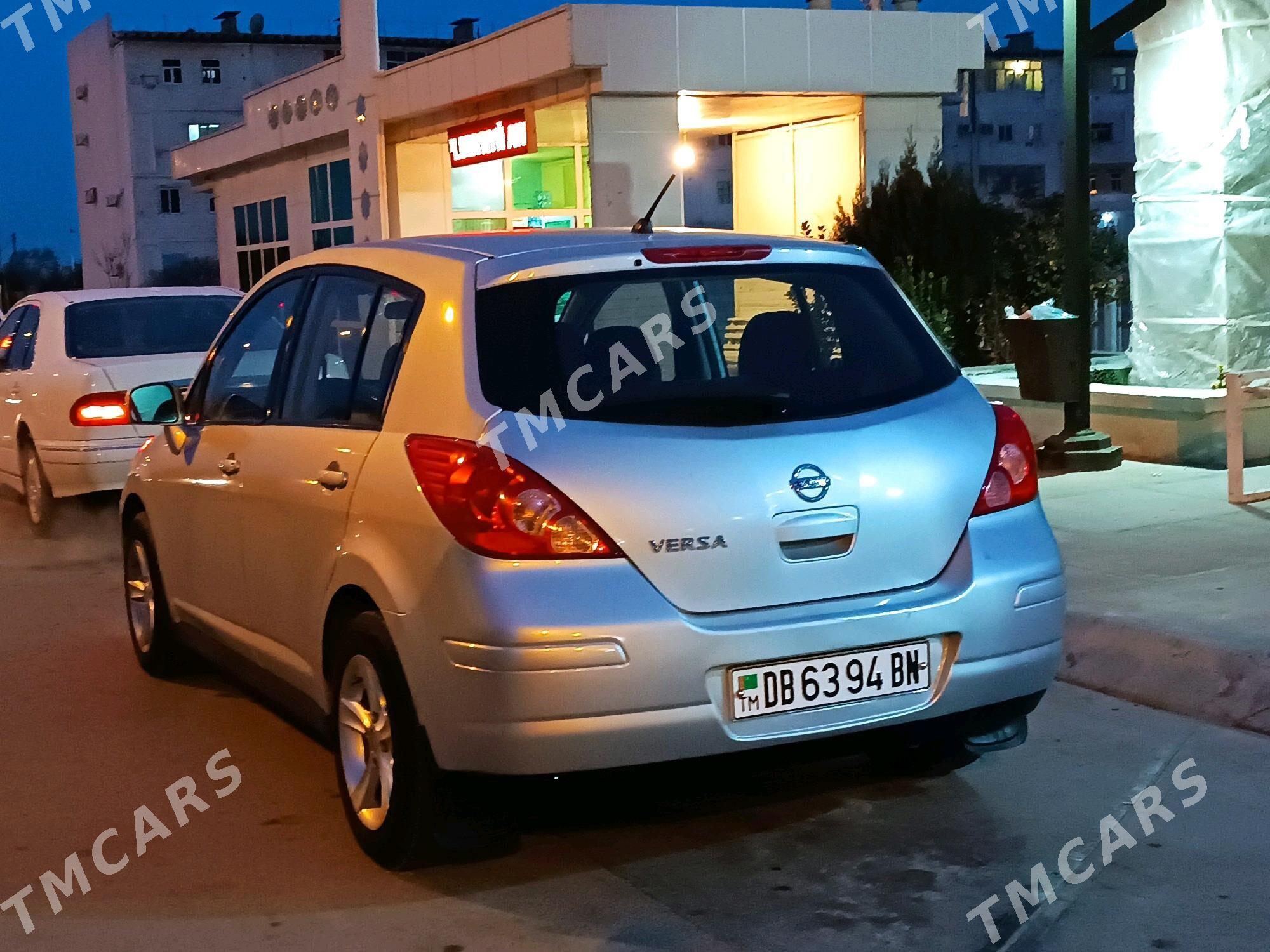 Nissan Versa 2011 - 110 000 TMT - Balkanabat - img 4