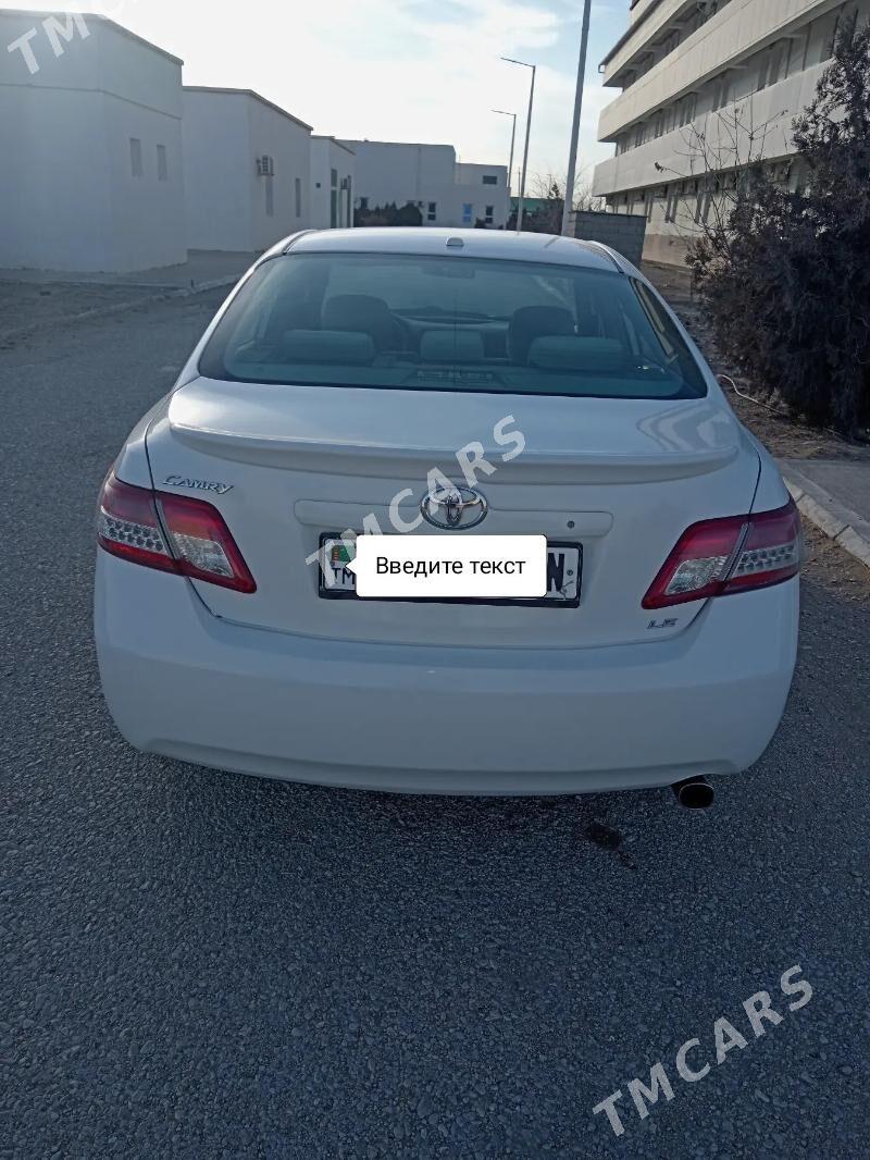 Toyota Camry 2010 - 140 000 TMT - Гумдаг - img 3