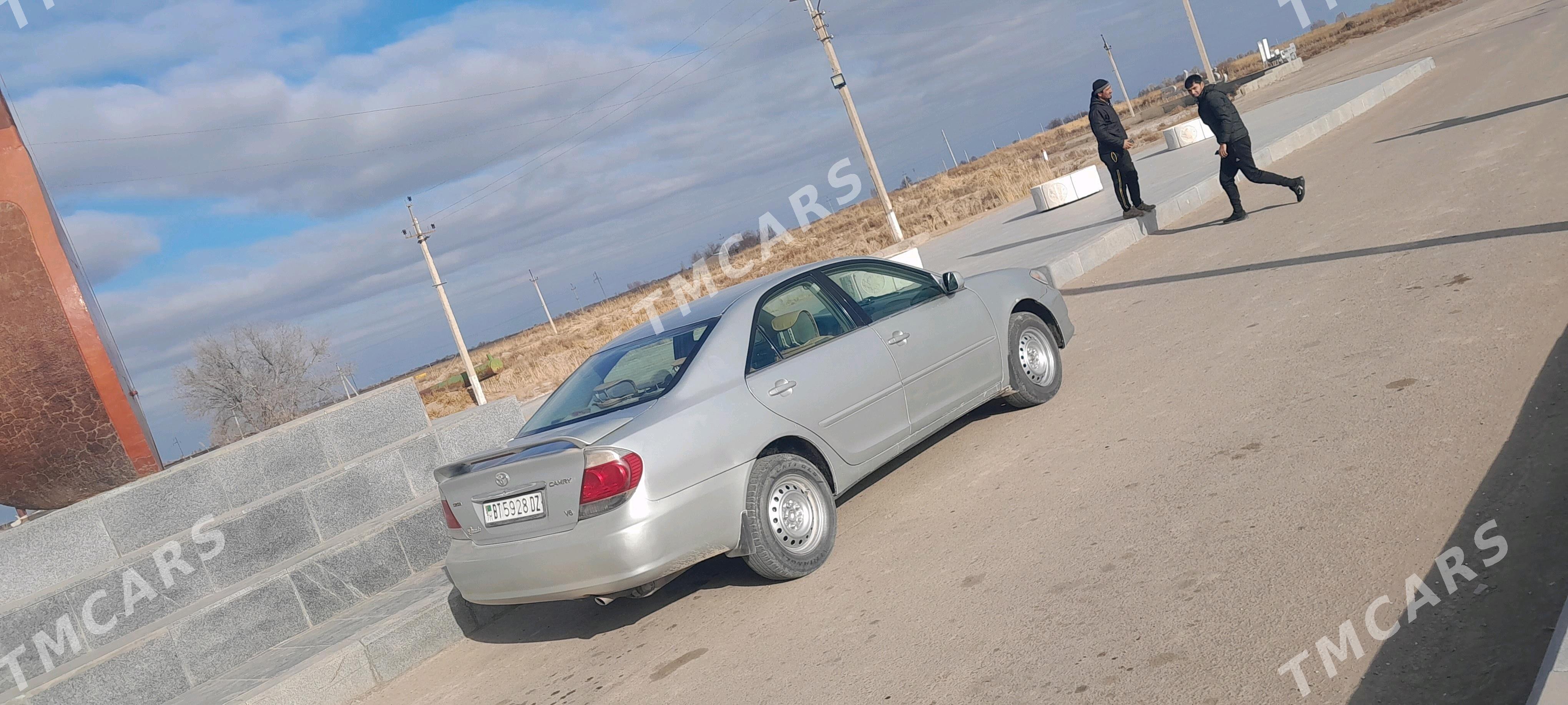 Toyota Camry 2005 - 140 000 TMT - Болдумсаз - img 4