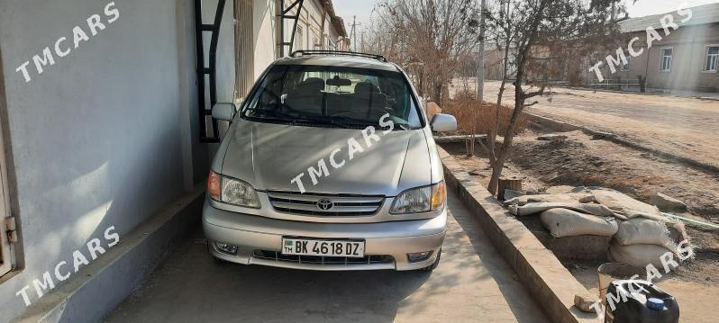 Toyota Sienna 2002 - 160 000 TMT - Дашогуз - img 9