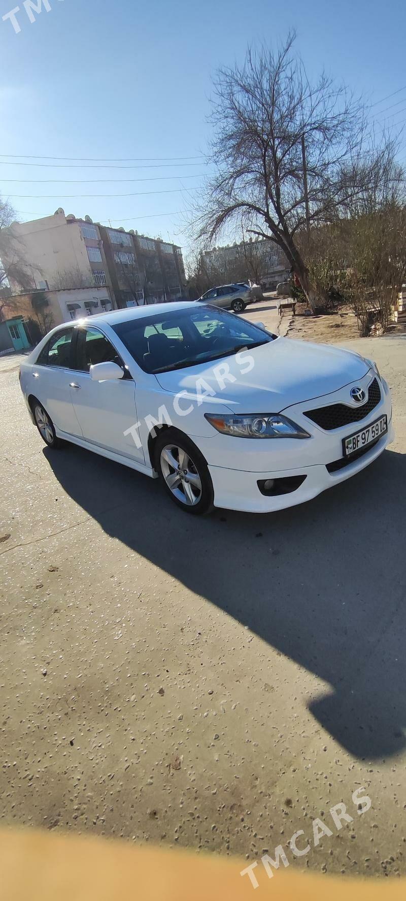 Toyota Camry 2011 - 210 000 TMT - Дашогуз - img 5