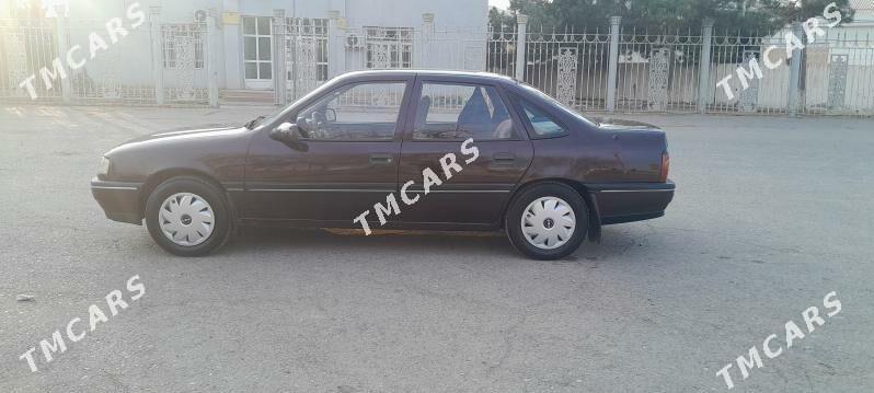 Opel Vectra 1992 - 38 000 TMT - Мары - img 2