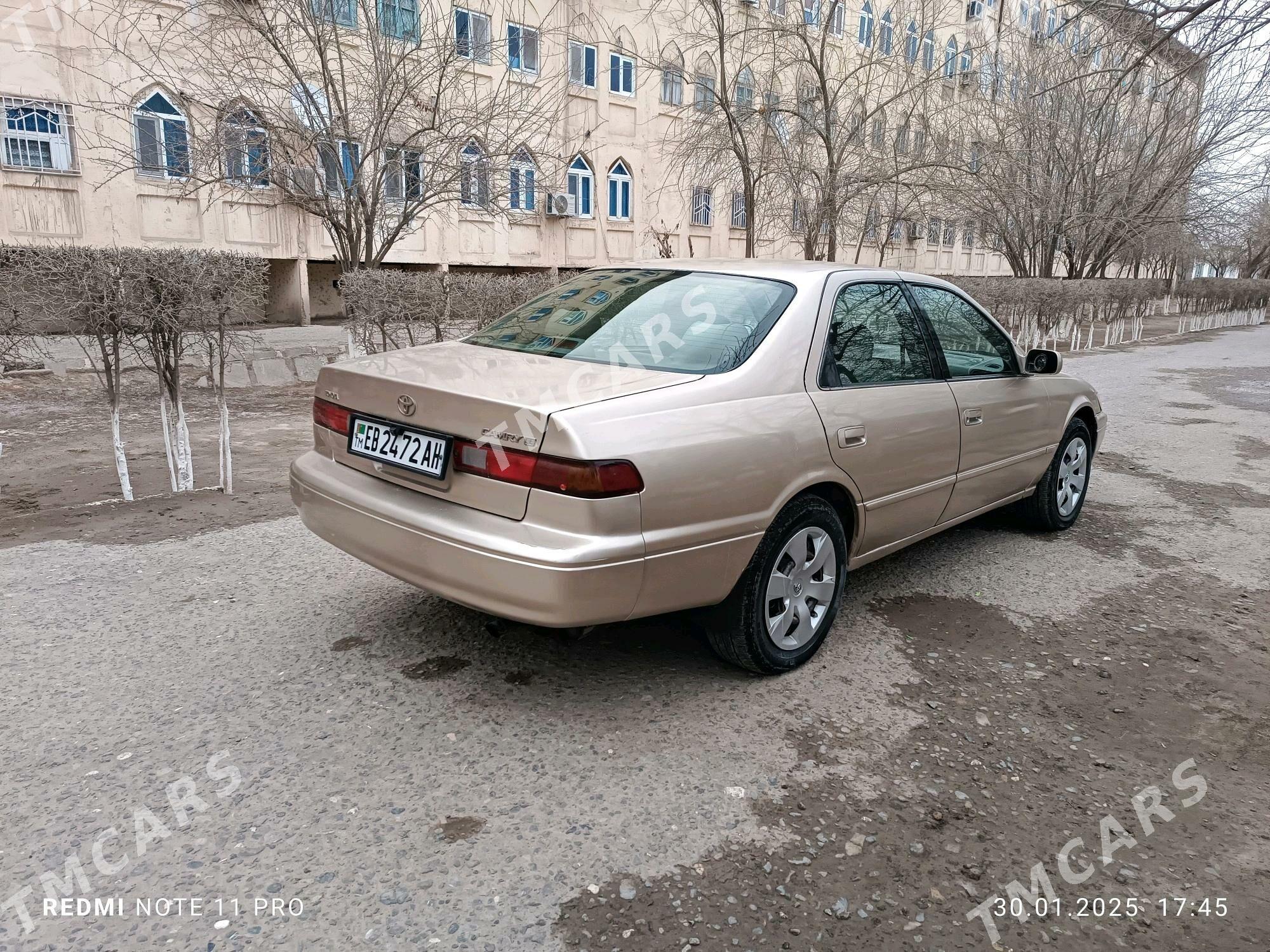 Toyota Camry 1999 - 95 000 TMT - Теджен - img 4