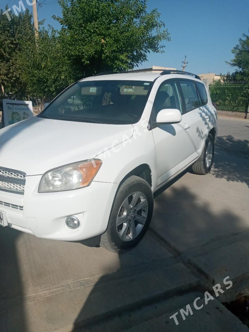 Toyota RAV4 2010 - 220 000 TMT - Теджен - img 3