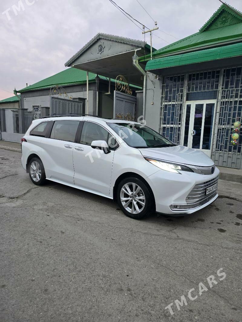 Toyota Sienna 2022 - 490 000 TMT - Бузмеин - img 6