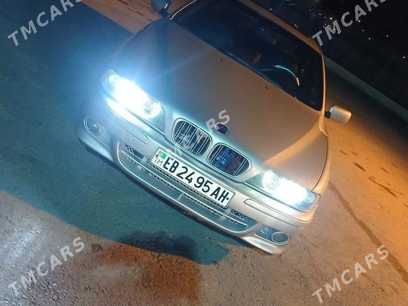 BMW E39 2001 - 125 000 TMT - Aşgabat - img 2