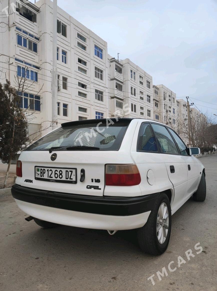 Opel Astra 1993 - 45 000 TMT - Daşoguz - img 4