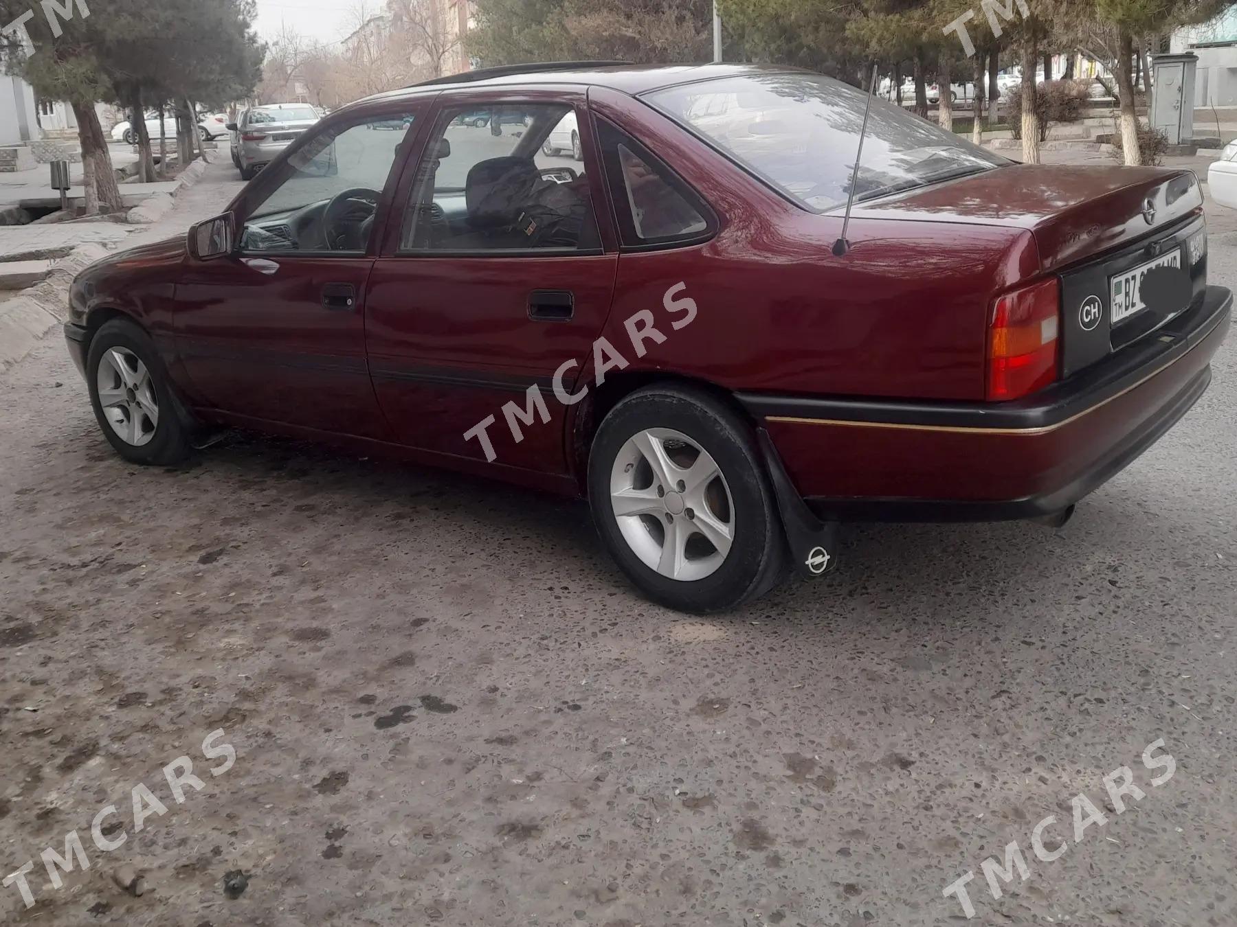 Opel Vectra 1990 - 31 600 TMT - Mary - img 2