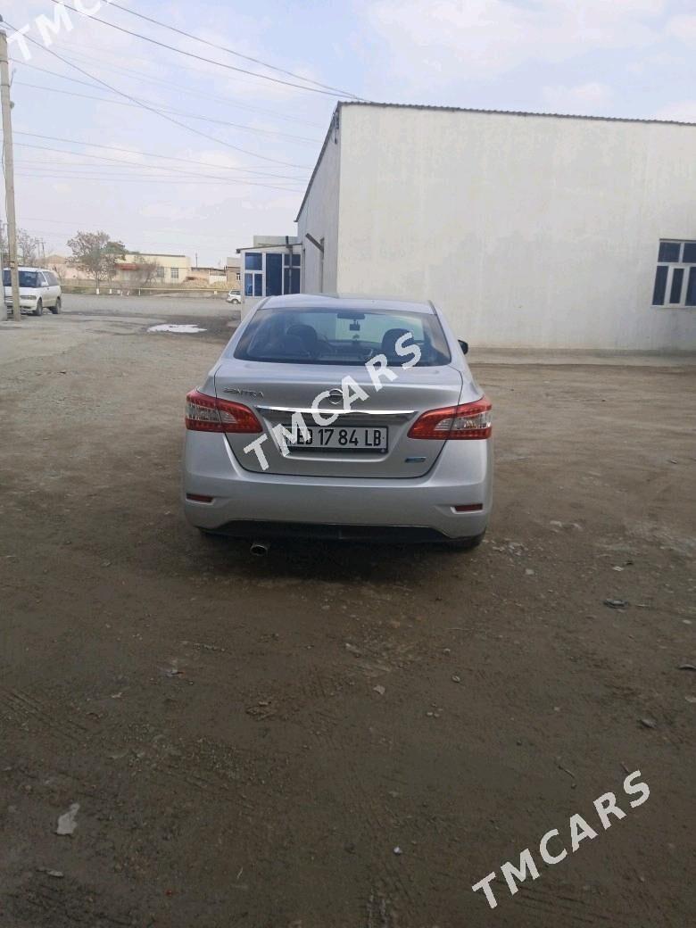 Nissan Sentra 2012 - 130 000 TMT - Халач - img 4