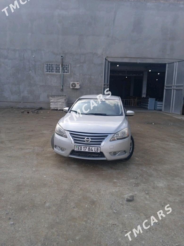 Nissan Sentra 2012 - 130 000 TMT - Халач - img 3