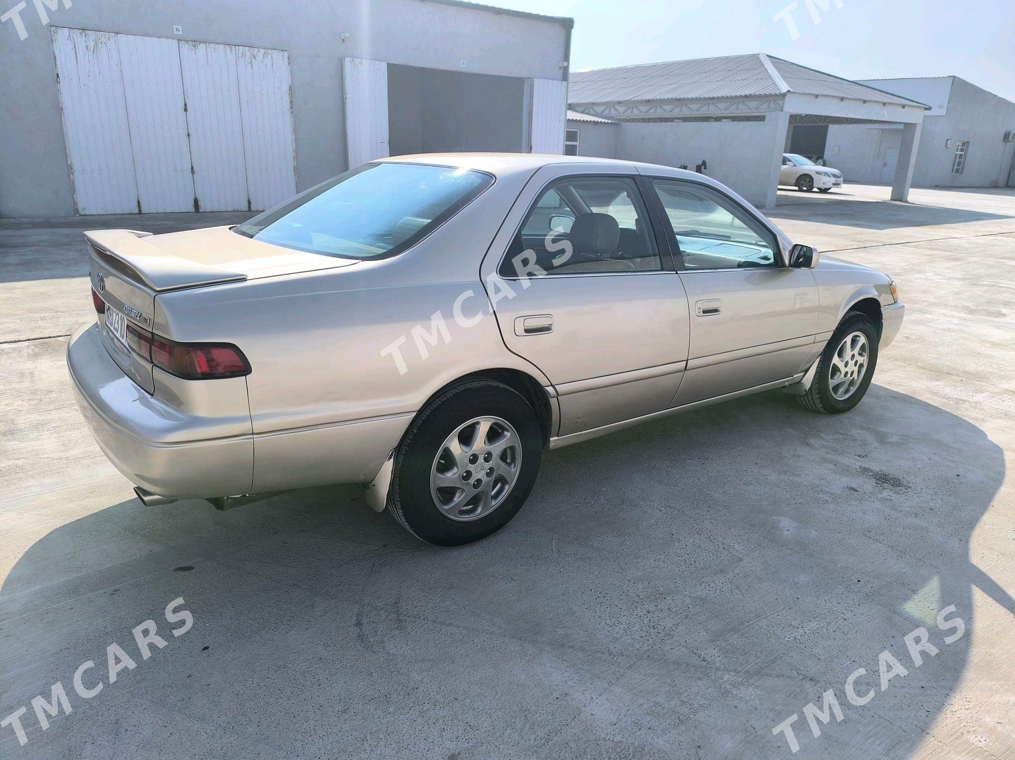 Toyota Camry 1998 - 105 000 TMT - Теджен - img 3