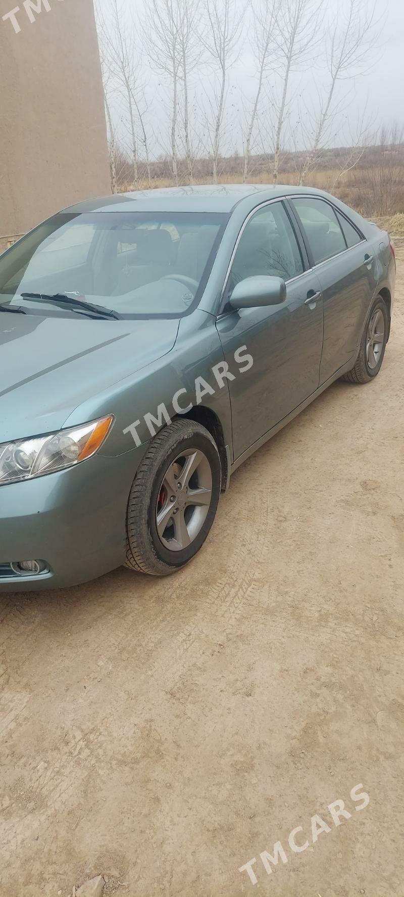 Toyota Camry 2006 - 150 000 TMT - Köneürgenç - img 3