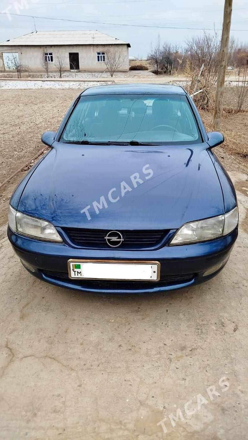 Opel Vectra 1997 - 38 000 TMT - Гурбансолтан Едже - img 2