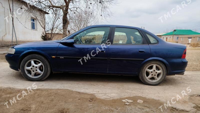 Opel Vectra 1997 - 38 000 TMT - Гурбансолтан Едже - img 4