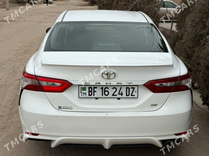 Toyota Camry 2018 - 400 000 TMT - Губадаг - img 3