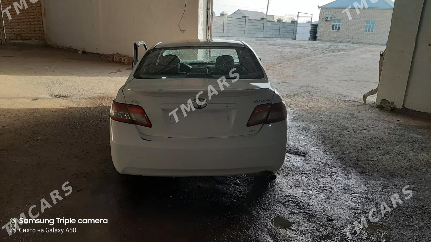 Toyota Camry 2010 - 76 000 TMT - Mary - img 2