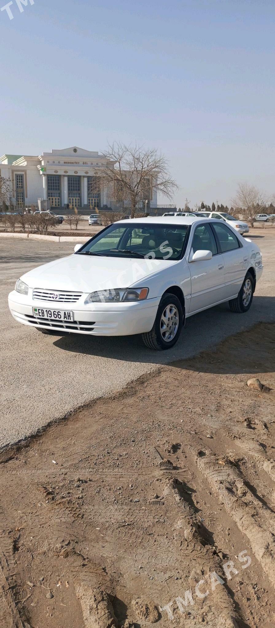 Toyota Camry 1997 - 120 000 TMT - Теджен - img 4