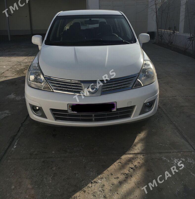 Nissan Versa 2011 - 115 000 TMT - Анев - img 5