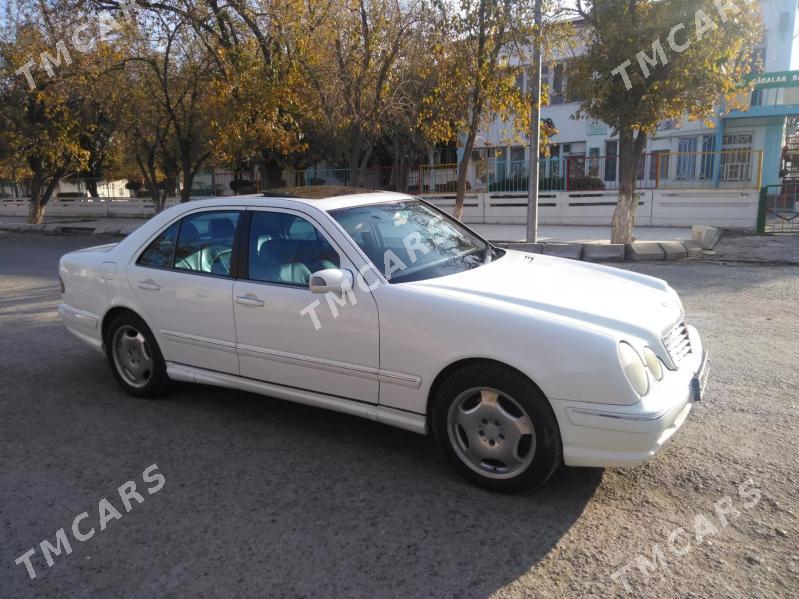 Mercedes-Benz E55 AMG 2001 - 120 000 TMT - Mary - img 7