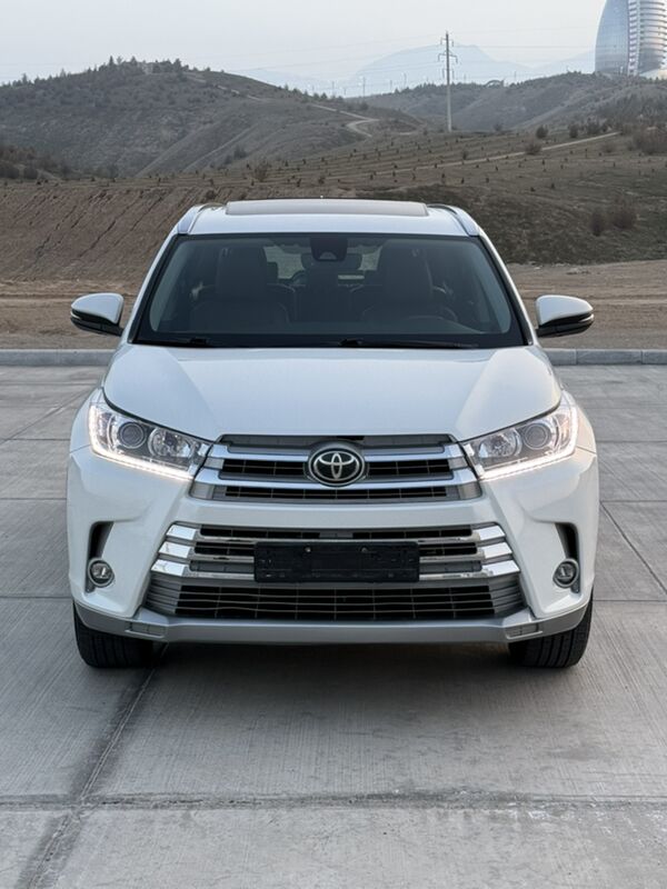 Toyota Highlander 2019 - 550 000 TMT - Aşgabat - img 5