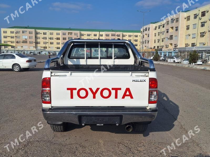 Toyota Hilux 2015 - 420 000 TMT - Mary - img 6