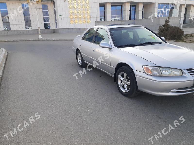 Toyota Camry 2000 - 120 000 TMT - Балканабат - img 9