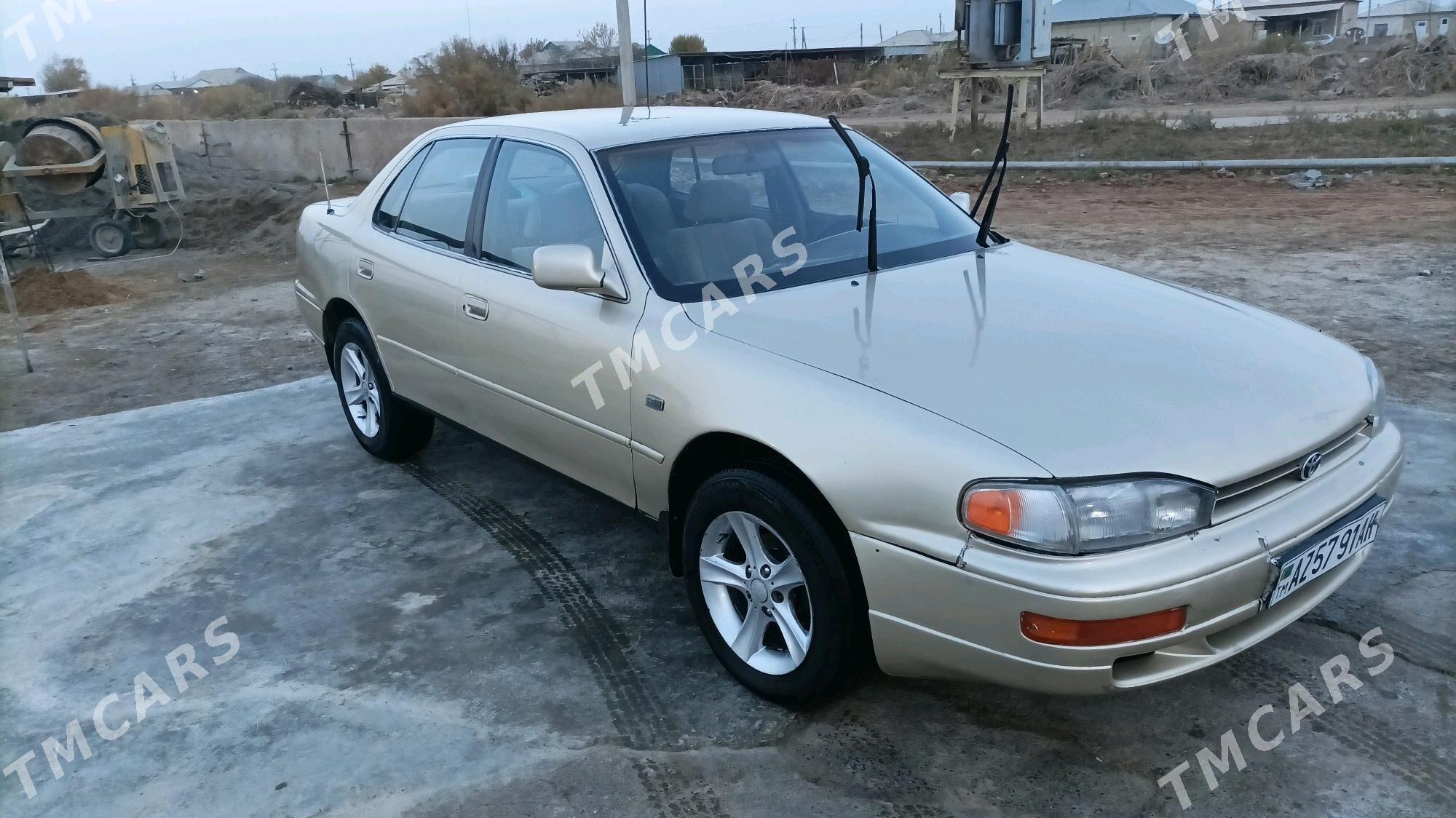 Toyota Camry 1995 - 80 000 TMT - Babadaýhan - img 3