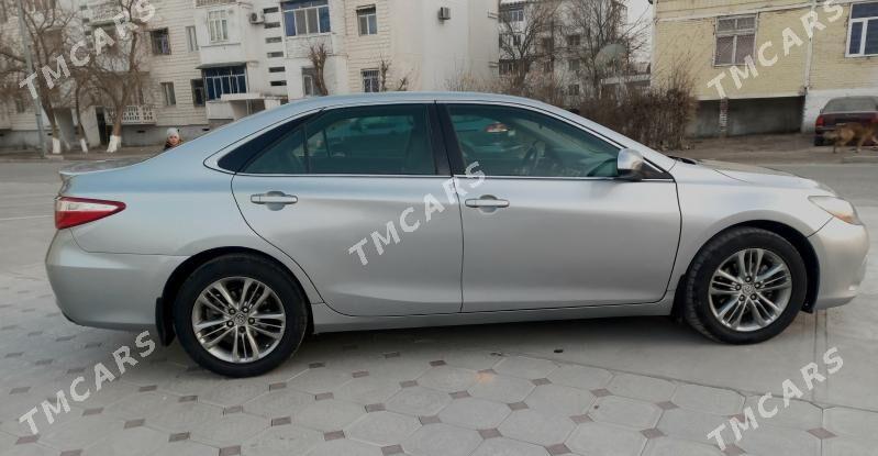 Toyota Camry 2017 - 265 000 TMT - Türkmenabat - img 10