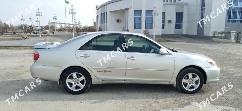 Toyota Camry 2002 - 170 000 TMT - Халач - img 3