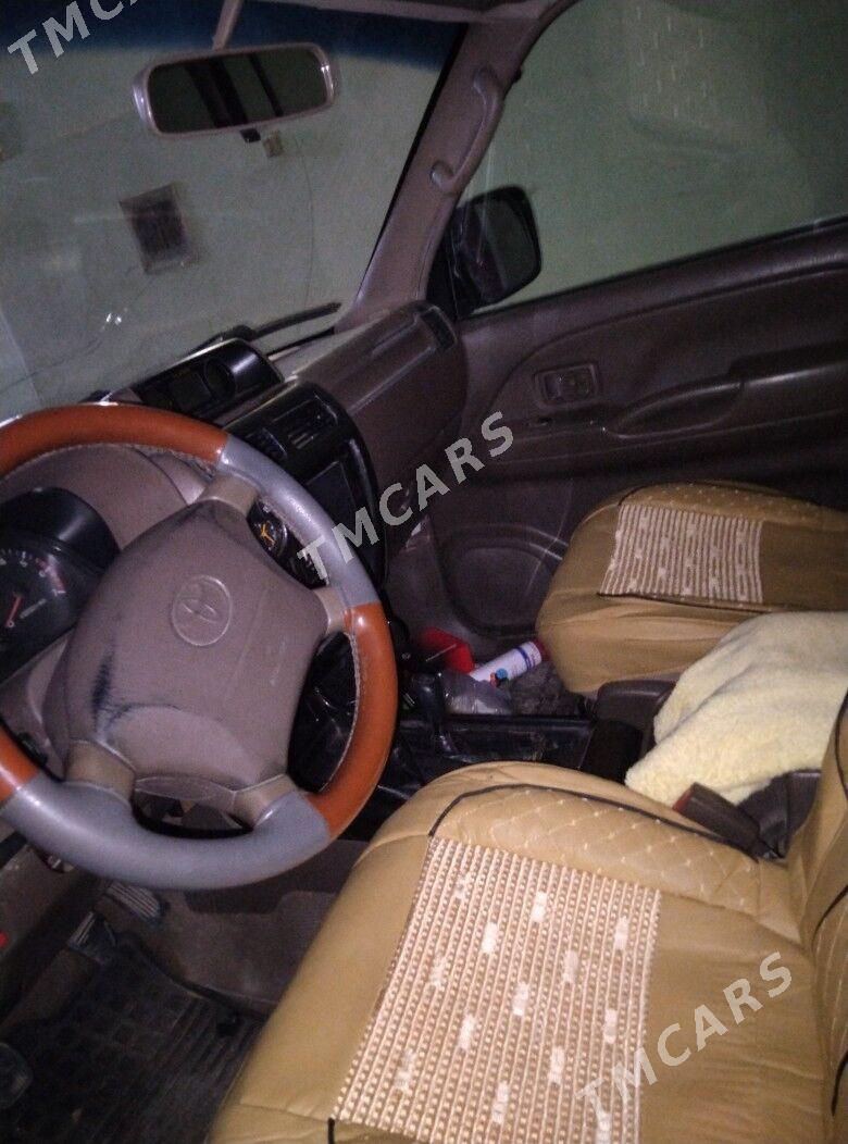 Toyota Land Cruiser Prado 2000 - 170 000 TMT - Çärjew - img 3