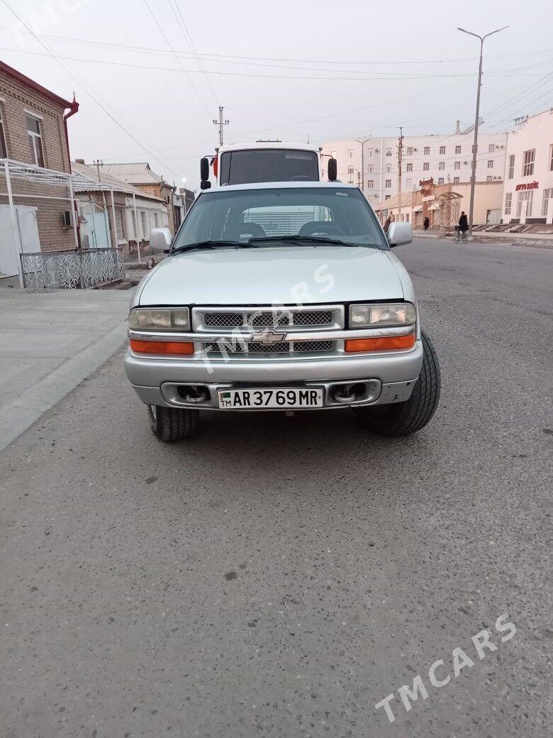 Chevrolet 1500 1997 - 45 000 TMT - Байрамали - img 2