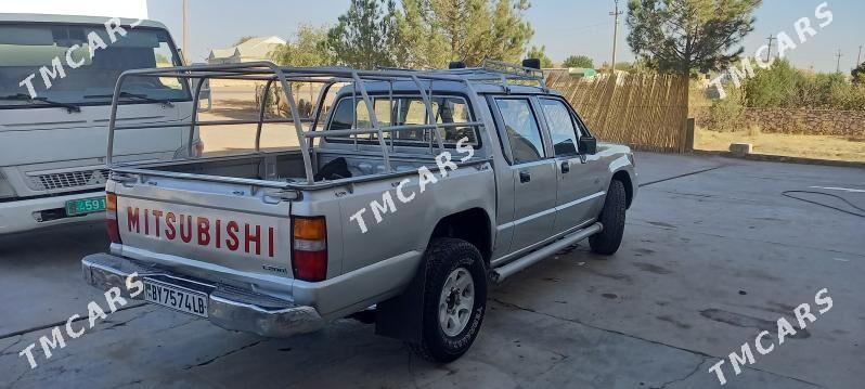 Mitsubishi L200 1993 - 55 000 TMT - Достлук - img 2