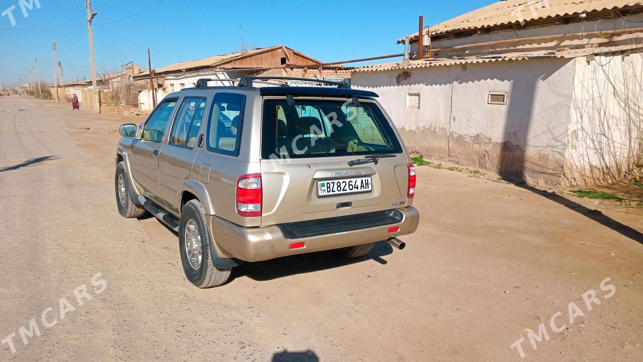 Nissan Pathfinder 2000 - 70 000 TMT - Теджен - img 7