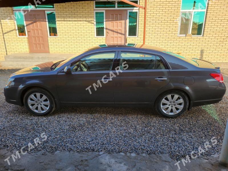 Toyota Avalon 2005 - 140 000 TMT - Мары - img 4